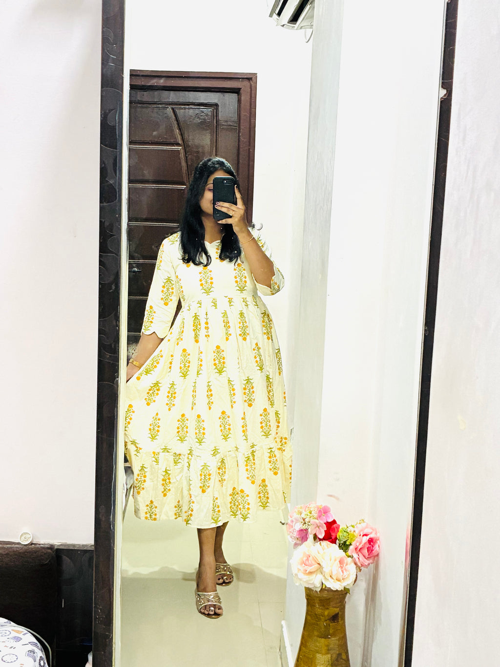 Cream floral cotton frock 🌸