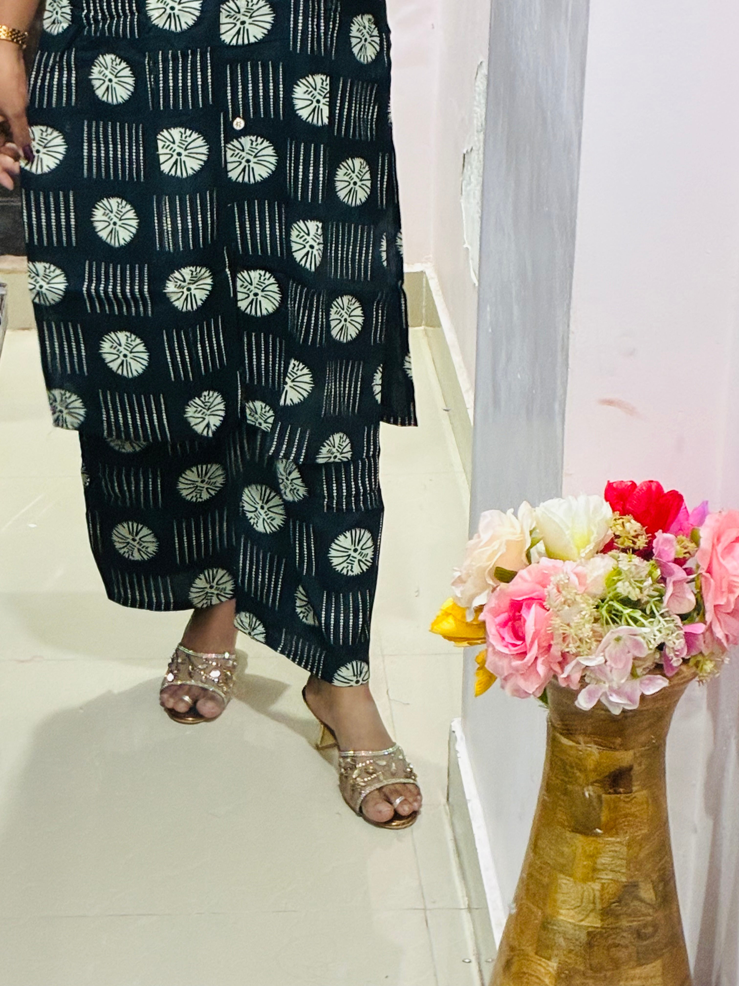 Black printed Cordset